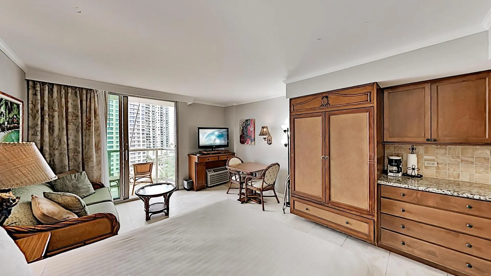 Alluring Luana Waikiki Honolulu Holiday home